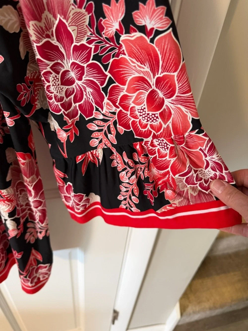 Ruby Rd. Women's Floral Pullover Top Ruffled Edge 3/4 Sleeve Black/red 2X